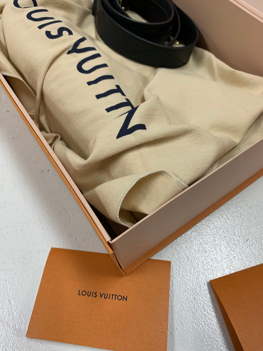 Louis Vuitton Monogram Cuir Very Wallet - FINAL SALE (SHF-16956) – LuxeDH