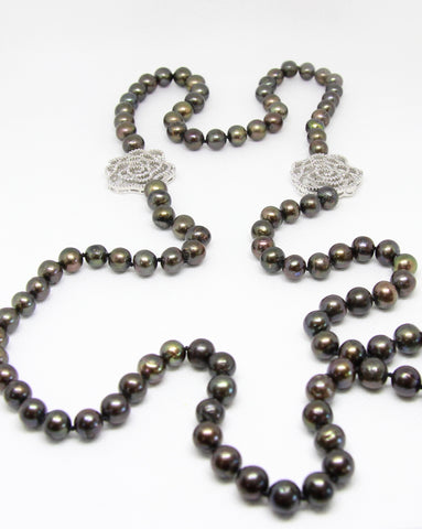 18 inch Grey Water Pearl Floral Cubic Zirconia Inserts Necklace